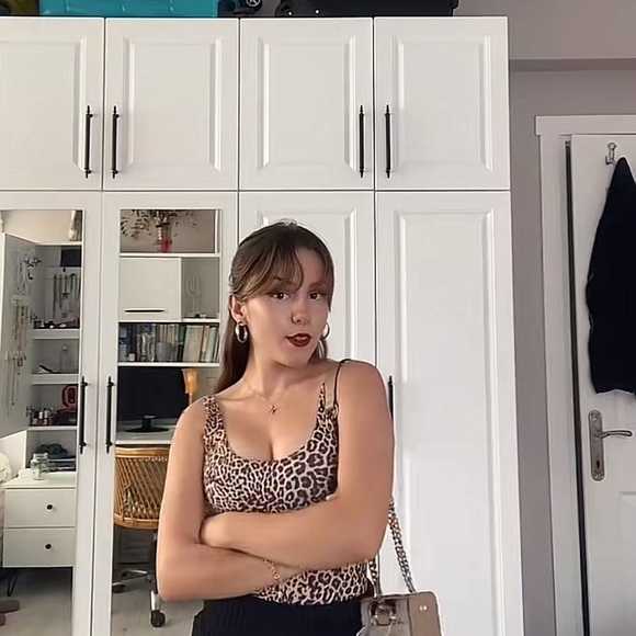 Leopard/cheetah print bodysuit from Dynamite - Picture 12 of 12